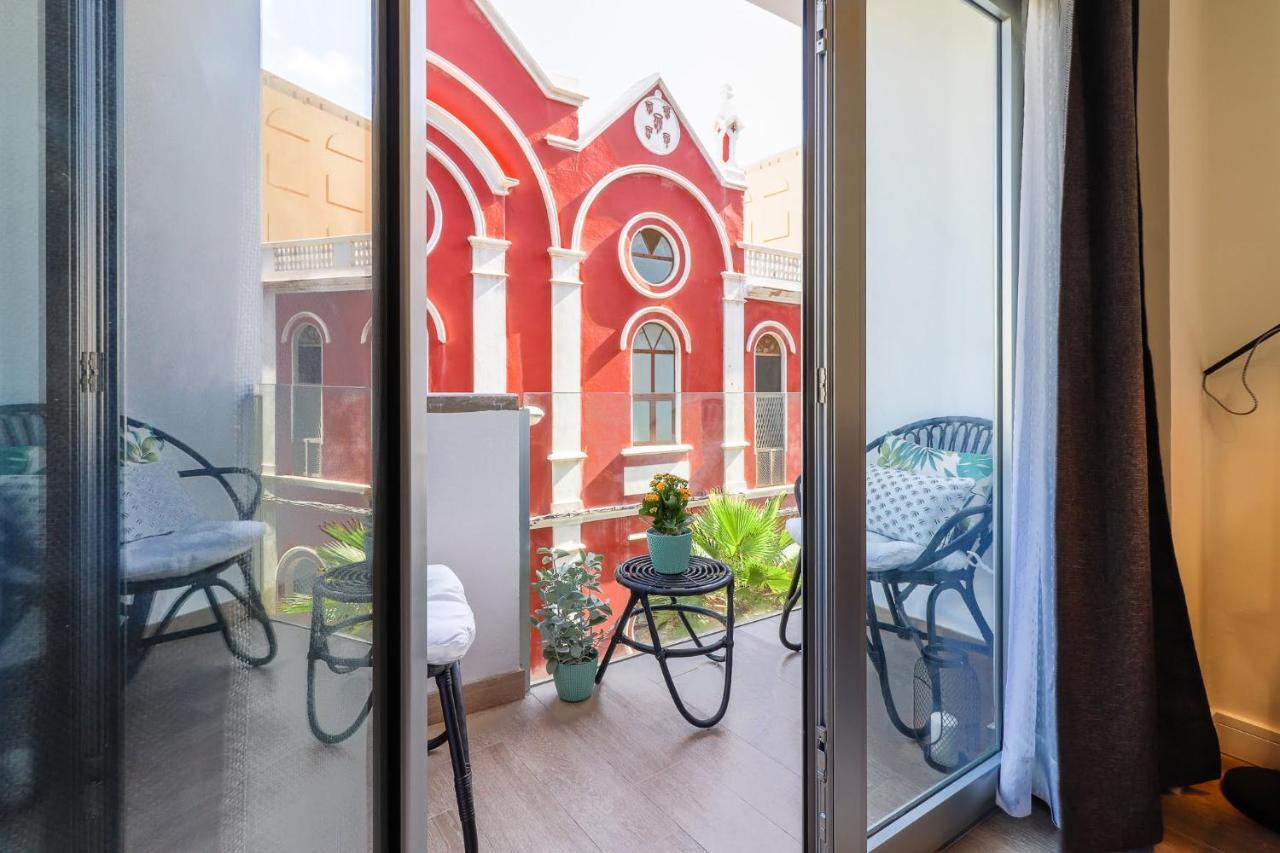 Flatguest Blue Sea - Canteras - Balcony Apartment