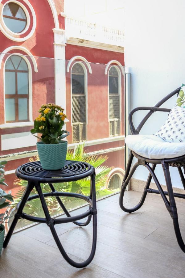Flatguest Blue Sea - Canteras - Balcony Apartment *